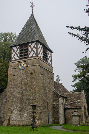 St Andrew, Leighterton