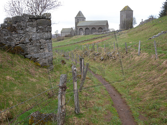 Approaching Aubrac - nearer