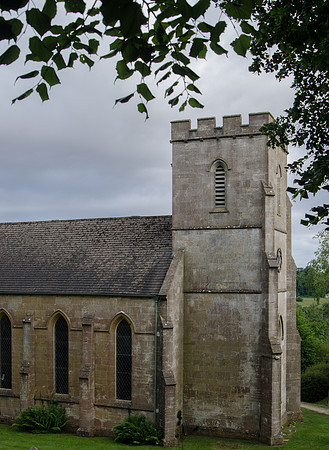 St Bartholomew, Oakridge Lynch