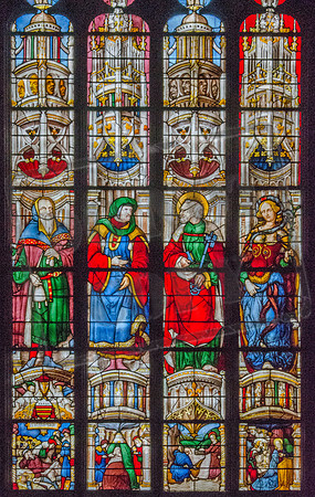 Chapel of the Sacred Heart of Mary, Auch Cathedral: from left, Noah; Ezekiel; St Peter, and the sibyl of Eythrea, who prophesied the Redemption (the work of Arnaud de Moles - between 1507 and 1513)