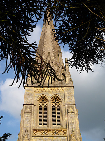 Holy Innocents, Highnam