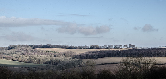 Looking across the Churn Valley towards the Pinswell ridge