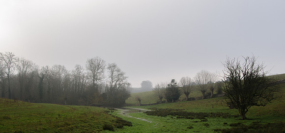 Between Ablington and Calcot